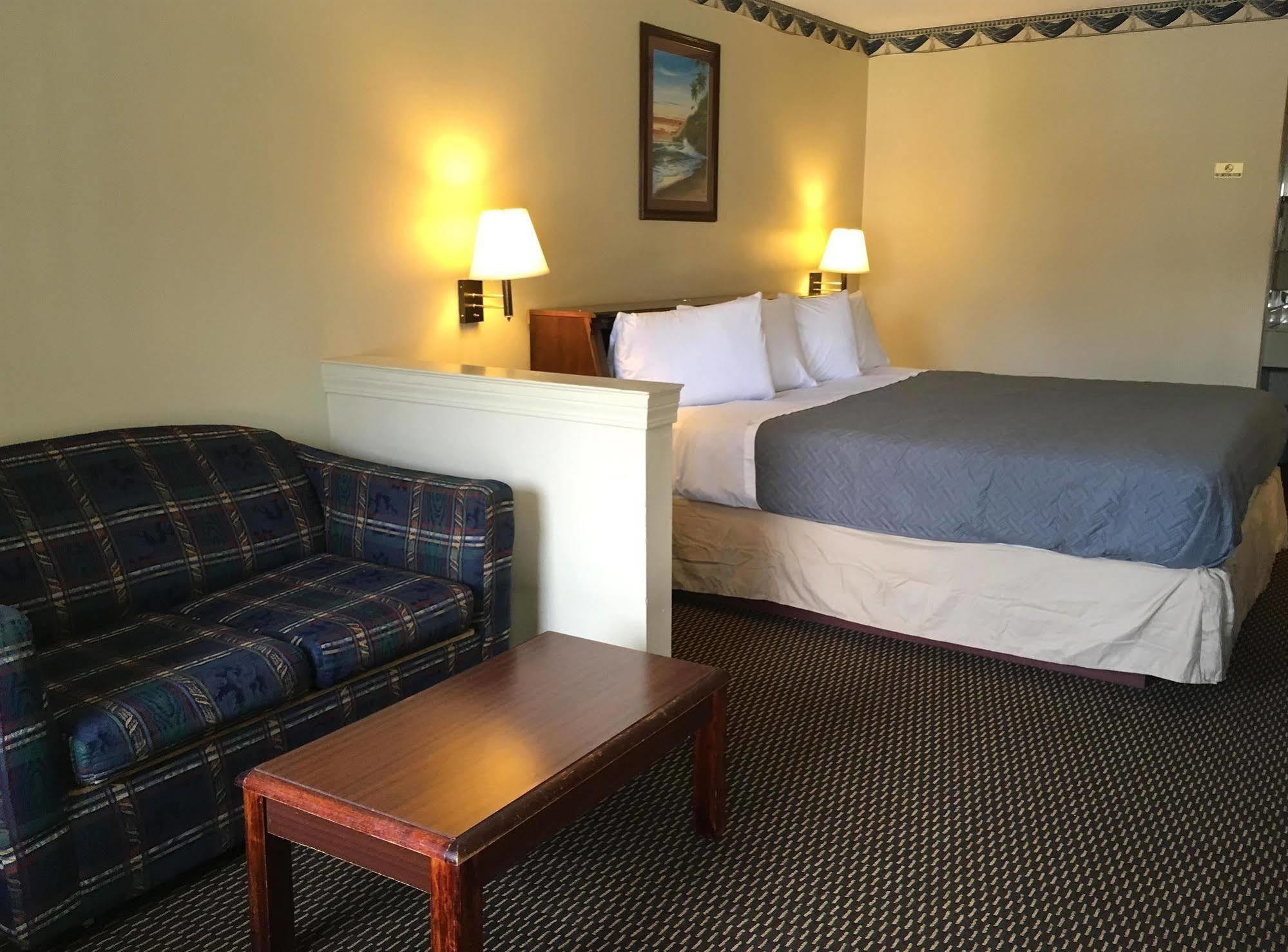 Americas Best Value Inn & Suites סלידל מראה חיצוני תמונה